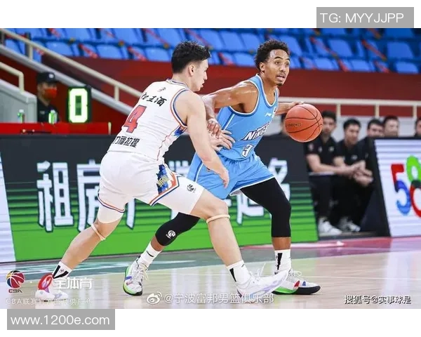 武汉篮球队以59分稳居冠军赛积分榜首位，领先优势明显